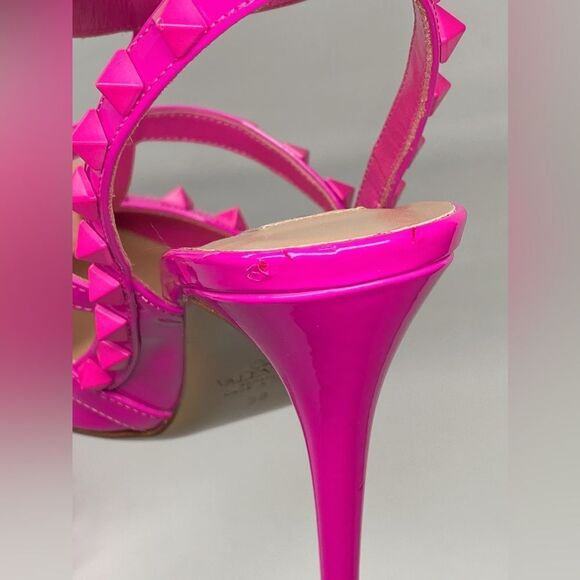 Valentino Garavani Rockstud Ankle Strap Patent-Leather Pumps size 38 - Picture 10 of 13